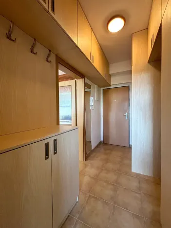 Pronájem bytu 2+kk, Jesenice, V Roháči I., 50 m2