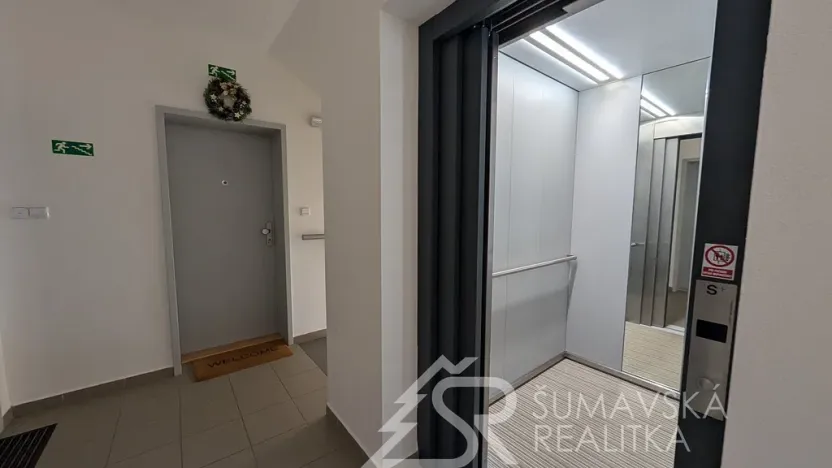 Prodej bytu 2+kk, Kašperské Hory, Lesní, 47 m2