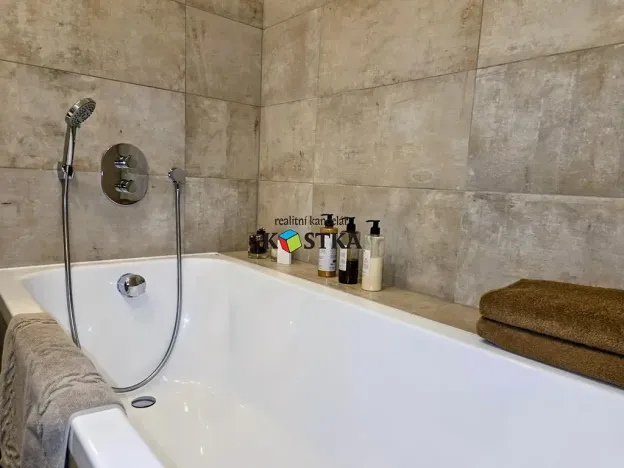 Pronájem bytu 2+kk, Příbor, náměstí Sigmunda Freuda, 84 m2