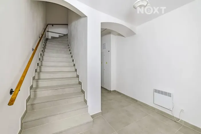 Prodej bytu 1+kk, Praha - Zbraslav, Elišky Přemyslovny, 32 m2