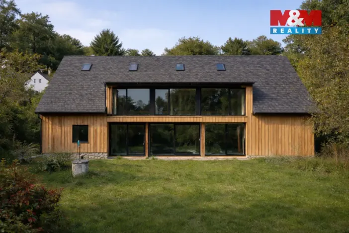 Prodej rodinného domu, Benešov, 327 m2