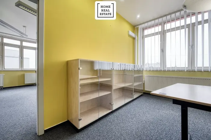Pronájem kanceláře, Kolín, Rubešova, 634 m2
