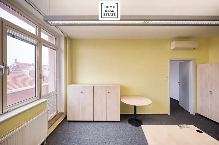 Pronájem kanceláře, Kolín, Rubešova, 634 m2