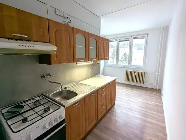 Pronájem bytu 2+1, Klášterec nad Ohří, Pionýrů, 59 m2