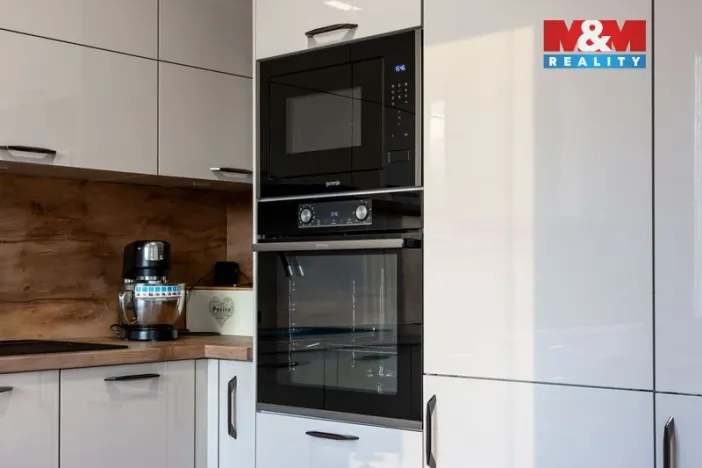 Prodej bytu 3+1, Kopřivnice, Francouzská, 67 m2