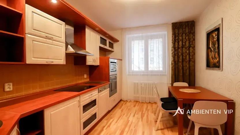 Prodej bytu 2+1, Brno, Bayerova, 75 m2