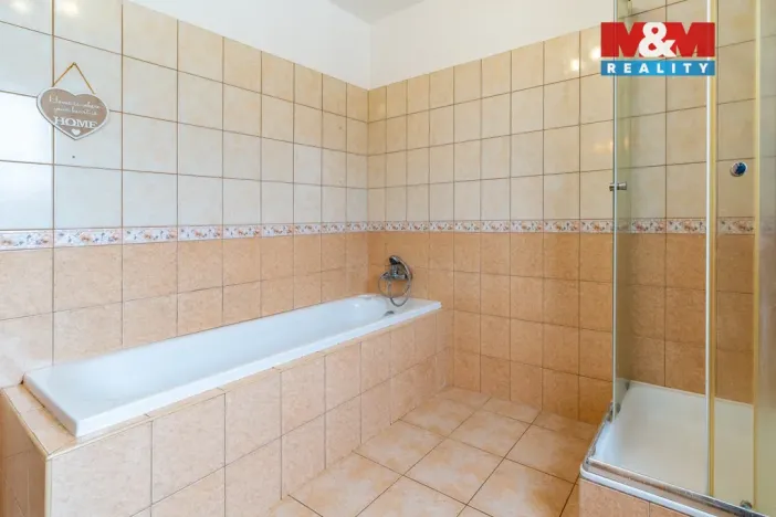 Prodej rodinného domu, Libá, 127 m2