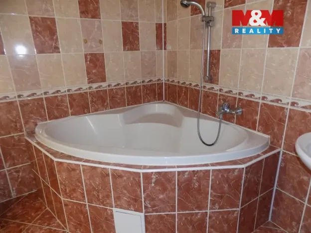 Pronájem bytu 1+kk, Králův Dvůr - Karlova Huť, Na Poříčí, 16 m2