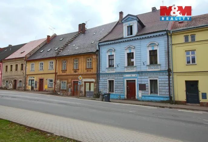 Pronájem bytu 2+1, Pilníkov, Náměstí, 45 m2