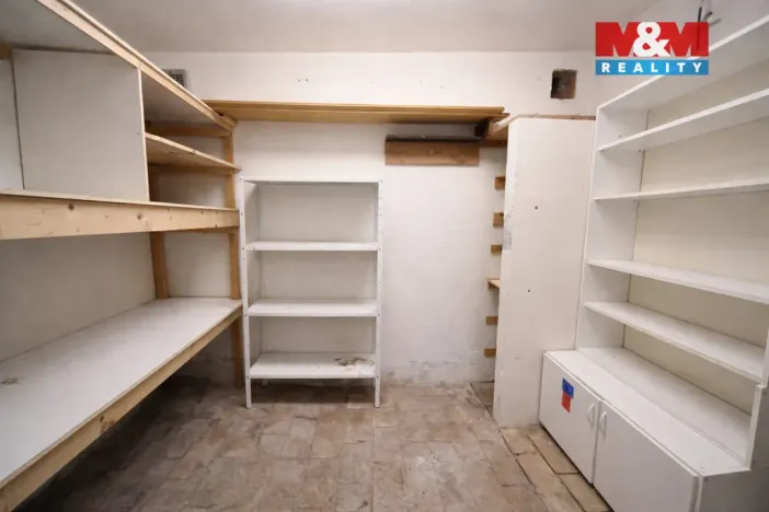 Prodej garáže, Ivančice, Slunečná, 32 m2