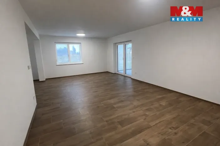 Pronájem rodinného domu, Měník, 150 m2