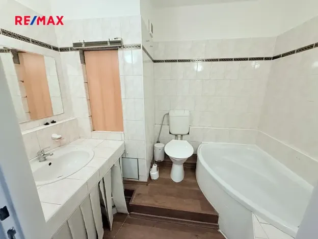 Pronájem bytu 3+1, Praha - Černý Most, Františkova, 96 m2