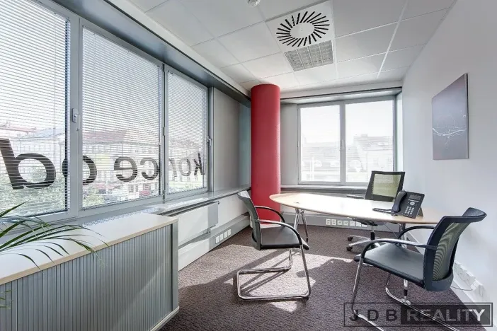 Pronájem kanceláře, Praha - Smíchov, Nádražní, 110 m2