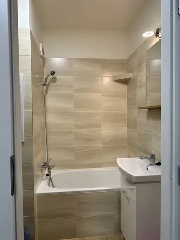 Pronájem bytu 2+kk, Liberec - Liberec VI-Rochlice, Na Žižkově, 45 m2