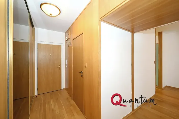 Pronájem bytu 2+kk, Praha - Stodůlky, Bašteckého, 46 m2