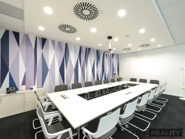 Pronájem kanceláře, Praha - Nové Město, náměstí I. P. Pavlova, 60 m2