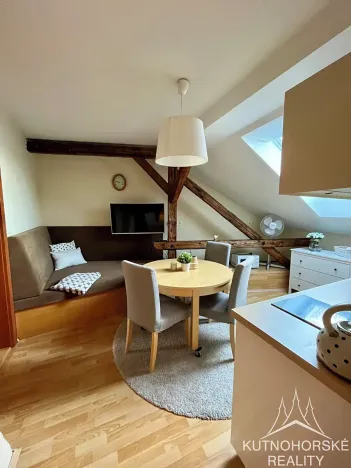 Pronájem bytu 2+kk, Kutná Hora, Husova, 53 m2