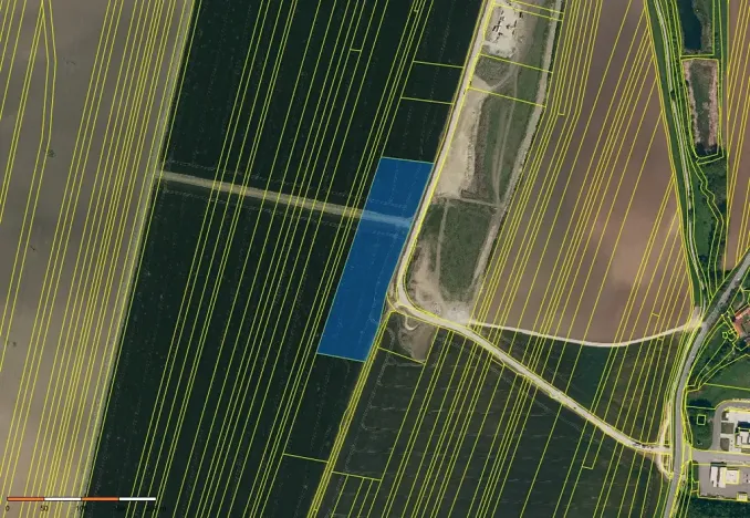 Prodej pole, Uherský Brod, 18574 m2