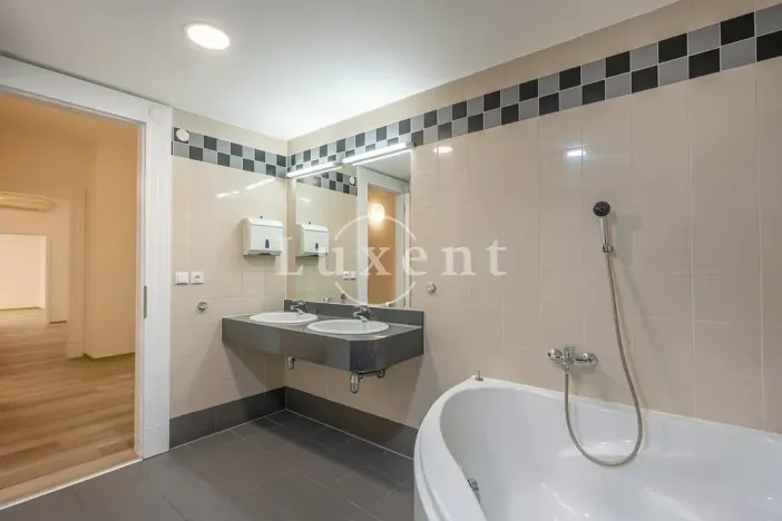 Pronájem bytu 4+kk, Praha - Nové Město, Václavské náměstí, 156 m2