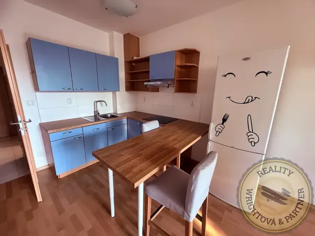 Prodej bytu 1+kk, Praha - Řeporyje, Wiesenthalova, 38 m2