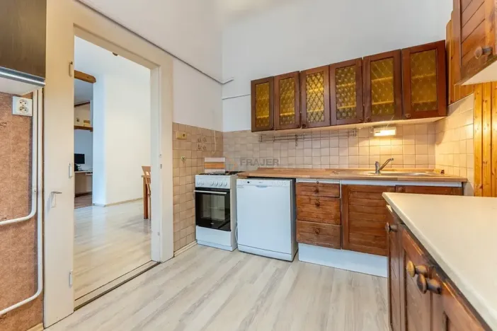 Prodej bytu 4+1, Praha - Dejvice, Kafkova, 127 m2