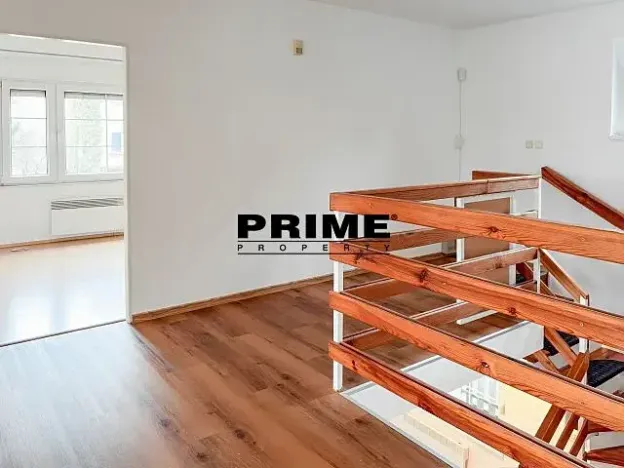 Pronájem rodinného domu, Praha - Nebušice, V březinkách, 365 m2