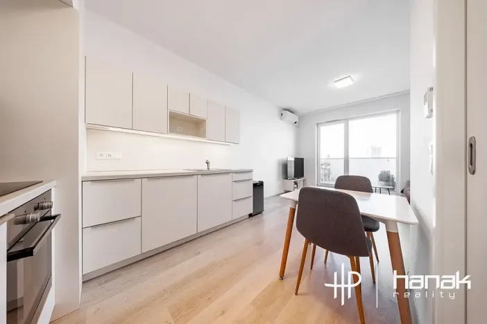 Pronájem bytu 2+kk, Olomouc, Wolkerova, 61 m2