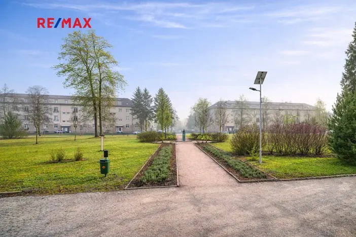 Pronájem bytu 1+kk, Milovice, Slepá, 25 m2