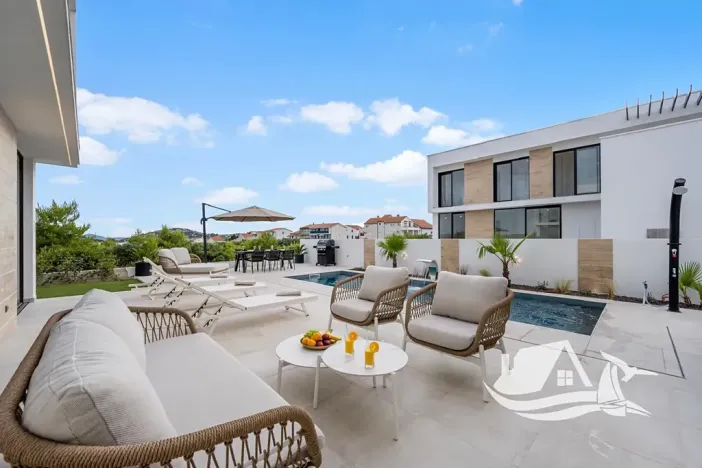 Prodej vily, Tribunj, Chorvatsko, 150 m2