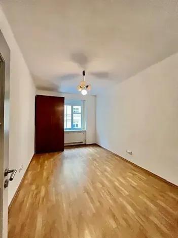 Pronájem bytu 2+kk, Praha - Žižkov, Radhošťská, 49 m2