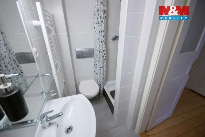 Pronájem bytu 2+kk, Praha - Vršovice, Holandská, 46 m2