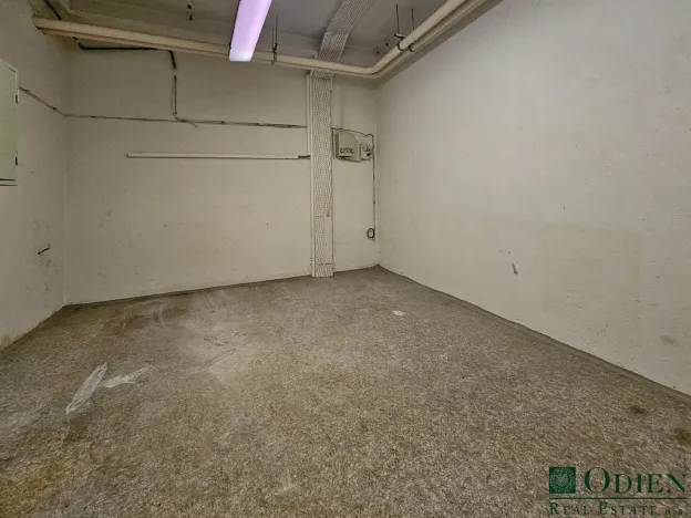 Pronájem skladu, Praha - Letňany, Beranových, 22 m2