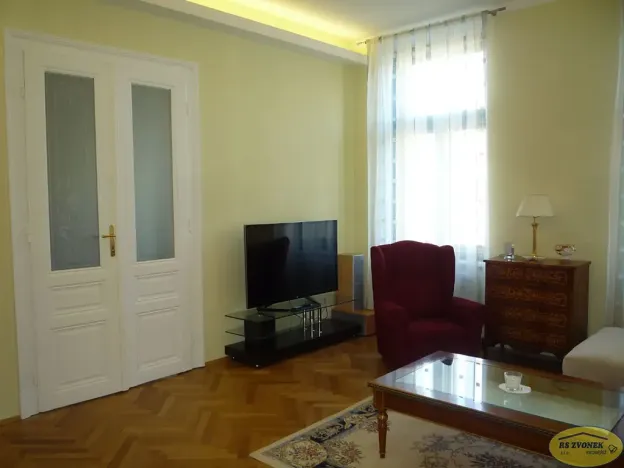 Pronájem bytu 4+1, Kroměříž, Husovo náměstí, 142 m2