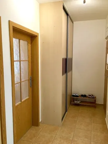 Pronájem bytu 2+kk, Úvaly, U Hostína, 50 m2