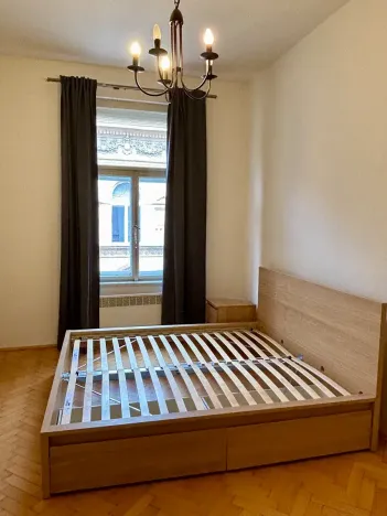 Pronájem bytu 2+1, Praha - Nové Město, Helmova, 71 m2