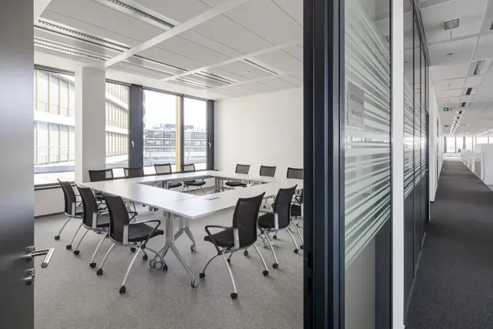 Pronájem kanceláře, Praha - Nusle, Pikrtova, 2020 m2