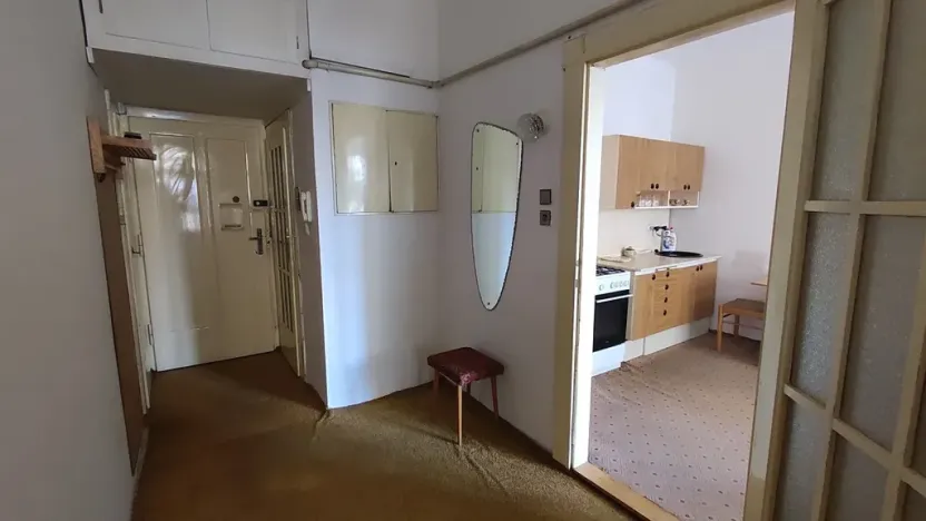 Pronájem bytu 2+kk, Praha - Žižkov, Buchovcova, 47 m2