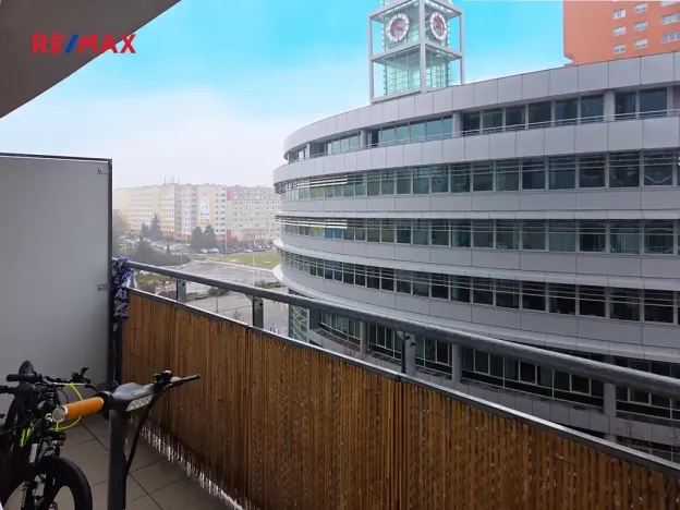 Pronájem bytu 1+kk, Praha - Stodůlky, Petržílkova, 42 m2