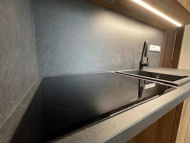 Pronájem bytu 1+1, Jablonec nad Nisou, Jizerská, 40 m2