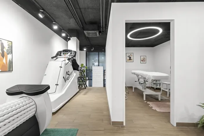 Pronájem obchodního prostoru, Praha - Karlín, Sokolovská, 363 m2