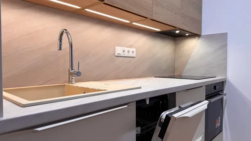 Pronájem bytu 1+kk, Brno, Bratislavská, 44 m2