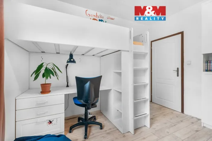 Prodej bytu 4+1, Ústí nad Labem - Bukov, Vinařská, 83 m2