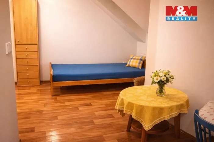 Pronájem bytu 1+kk, Kladruby nad Labem - Bílé Vchynice, 22 m2