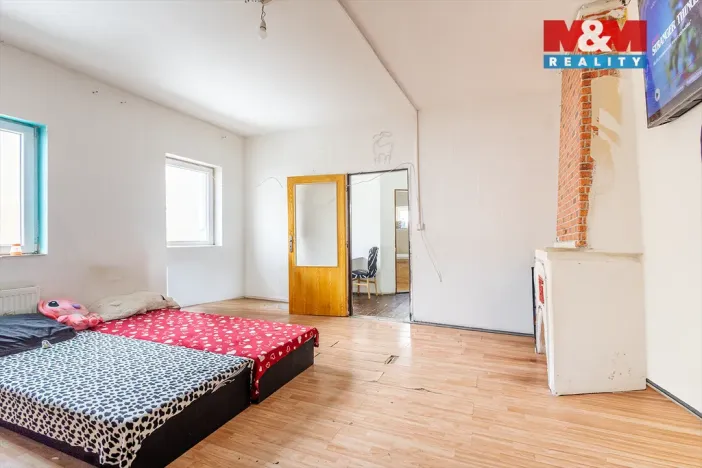 Prodej rodinného domu, Šluknov, nám. Míru, 258 m2