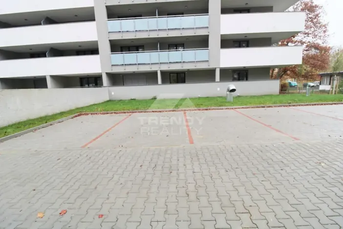 Pronájem bytu 1+kk, Plzeň, Heyrovského, 40 m2