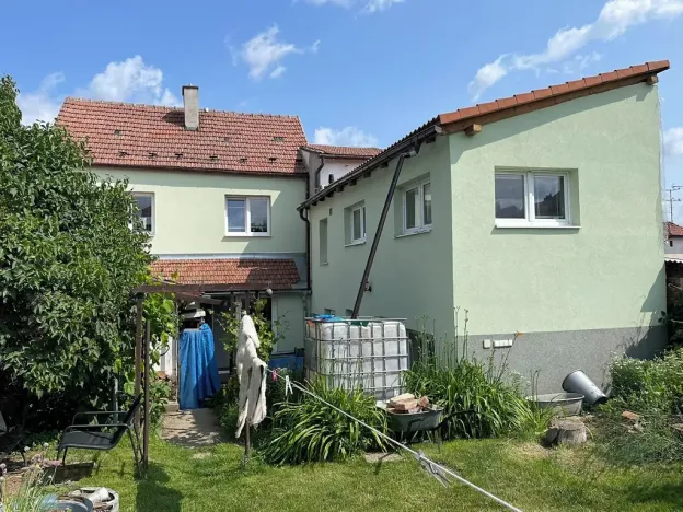 Prodej rodinného domu, Střelice, Smetanova, 250 m2