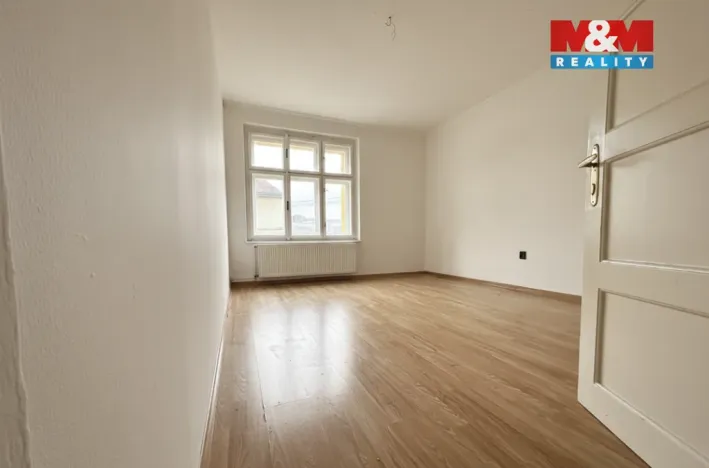 Pronájem bytu 2+1, Děčín - Děčín II-Nové Město, U Dvora, 66 m2