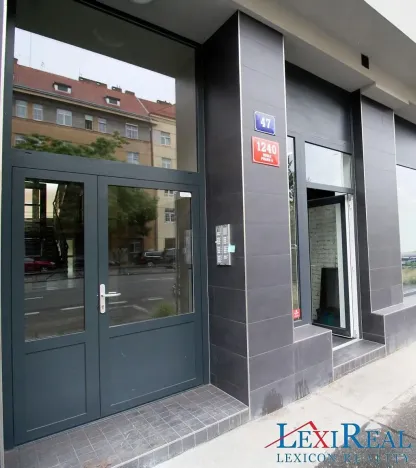 Pronájem bytu 2+kk, Praha - Nusle, 5. května, 52 m2