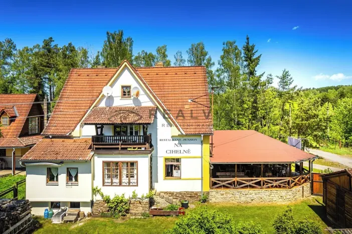 Prodej rodinného domu, Větřní, 250 m2