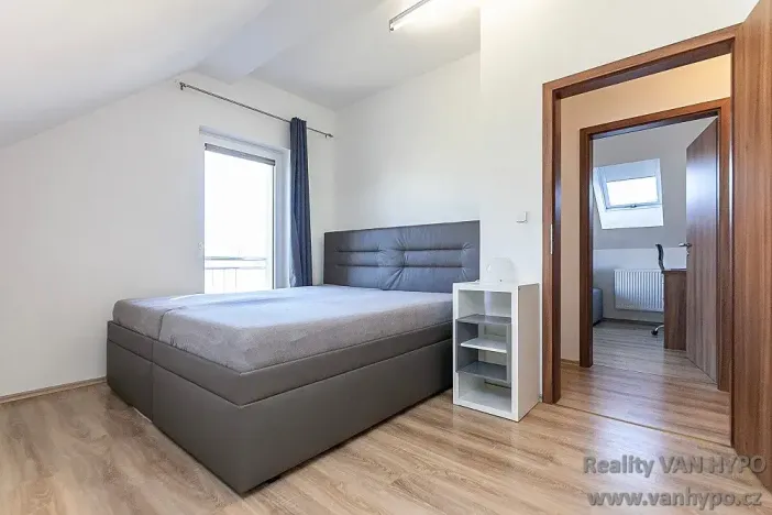 Prodej bytu 4+kk, Vysoký Újezd, U Vršku, 98 m2